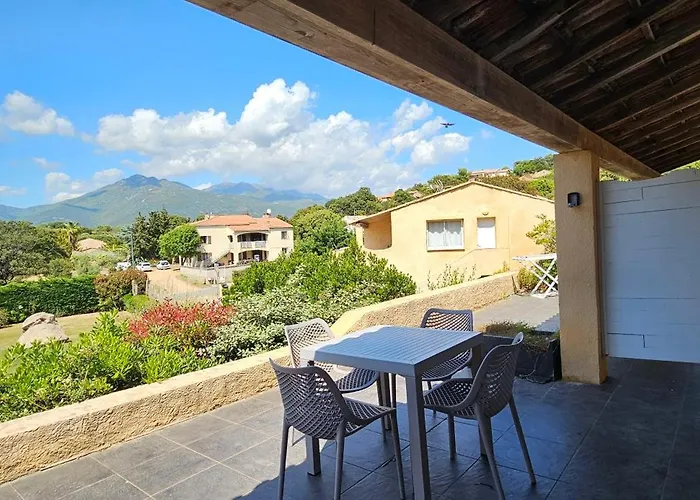 Dolce & B2 Avec Piscine Et Terrasse *